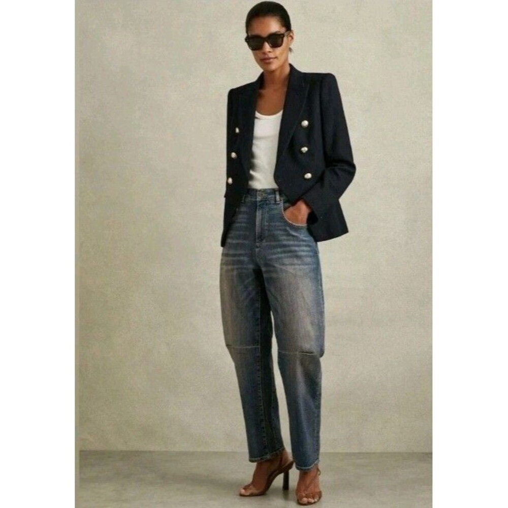 Reiss Mahni Womens Sz 26R Wide Barrel Leg Jeans Modern Casual Medium Blue Wash